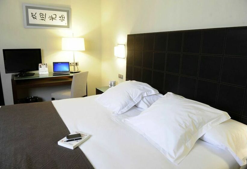 스위트, Attica21 Coruna