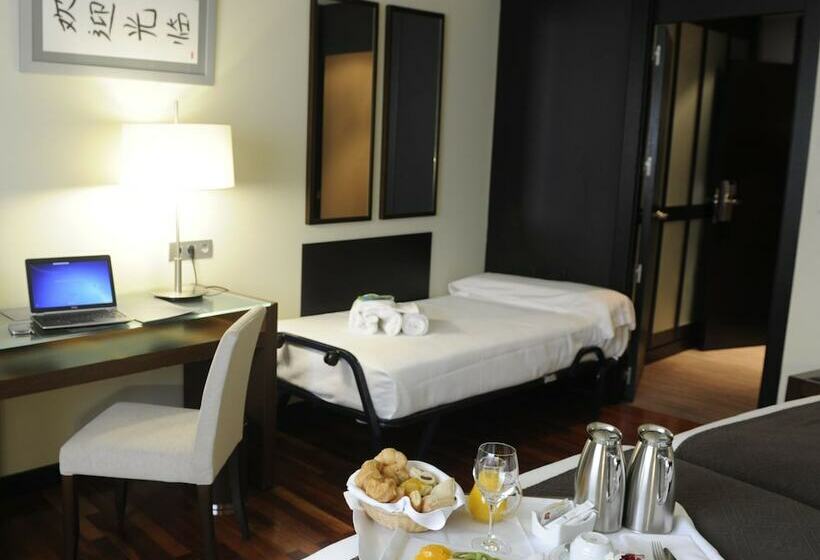 스탠다드 룸, Attica21 Coruna