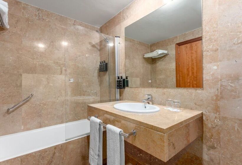 اتاق استاندارد, Eurostars Toledo