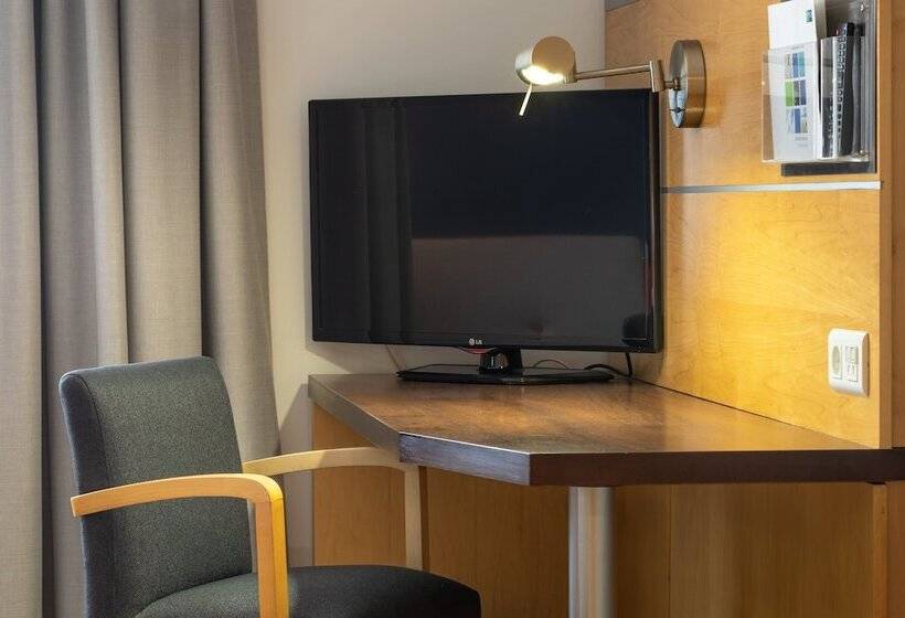 Номер Стандарт, Holiday Inn Express Lisbon Oeiras, An Ihg