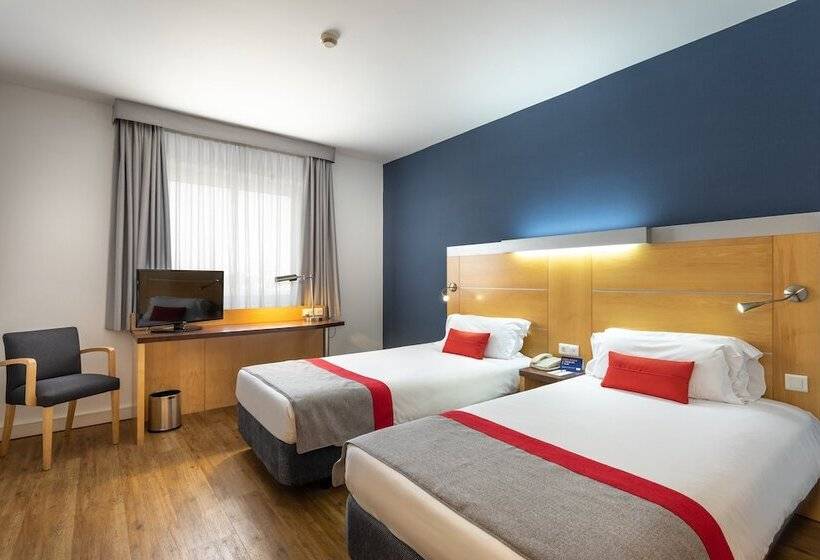 Номер Стандарт, Holiday Inn Express Lisbon Oeiras, An Ihg