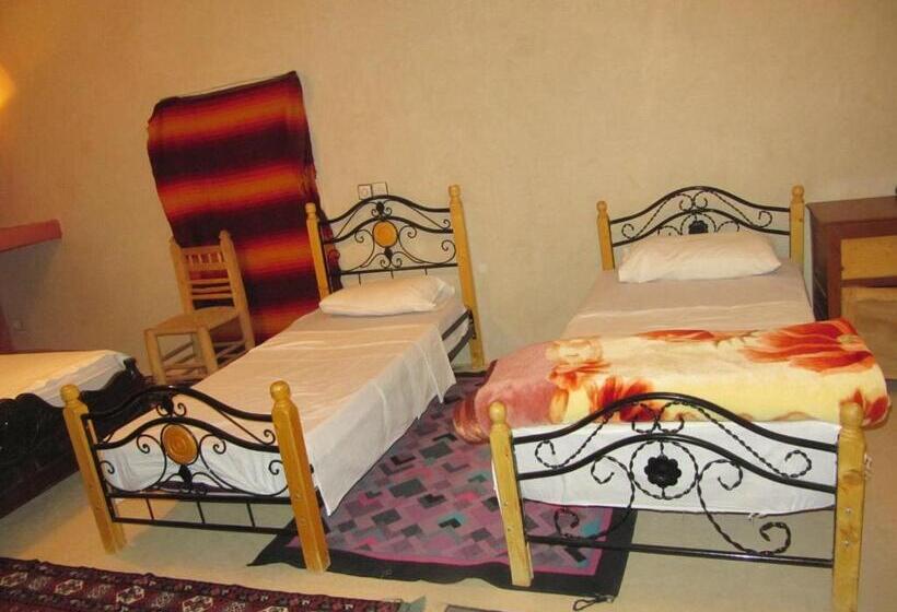 Семейный Номер, Auberge Des Cavaliers Du Todra