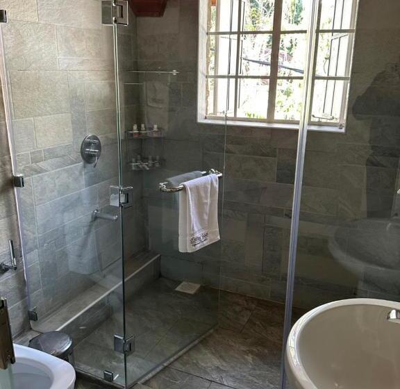 سوئیت با بالکن, Entim Sidai Wellness Sanctuary
