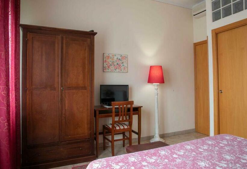 Номер Стандарт, Al Frantoio Maddii Levane Bed And Breakfast