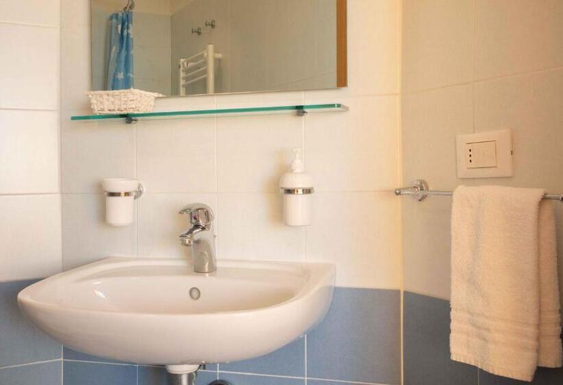 Номер Стандарт, Al Frantoio Maddii Levane Bed And Breakfast