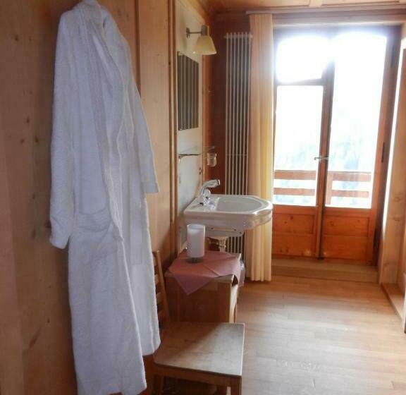 스탠다드 싱글 룸 공동욕실, Restaurant Capricorns