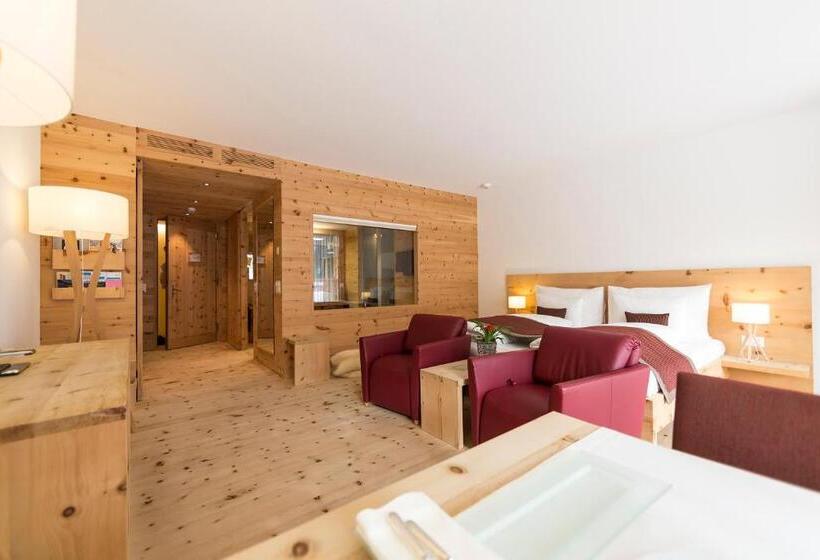 Люкс, Relais & Châteaux In Lain Hotel Cadonau