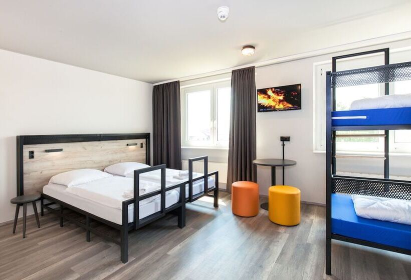 اتاق استاندارد چهار تخته, a&o Berlin Mitte
