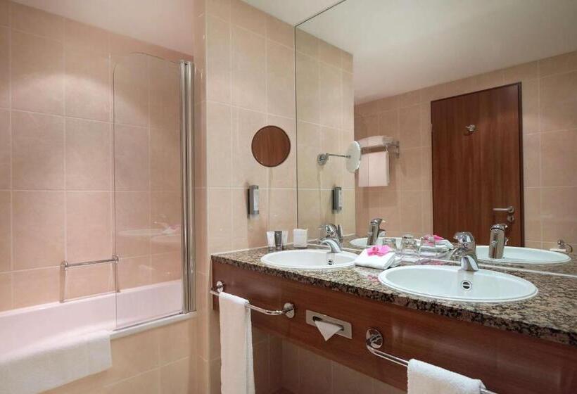 스탠다드 룸, Dorint Hotel Am Dom Erfurt