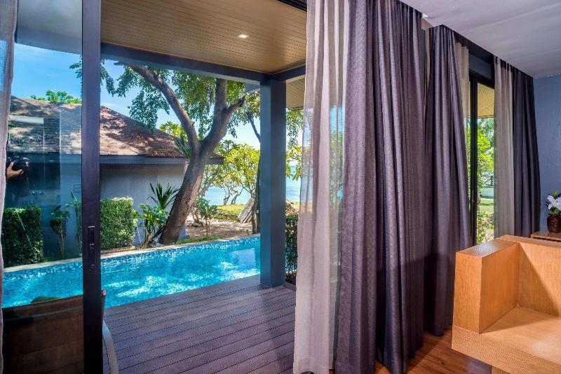 스탠다드 룸, The Bay Samui