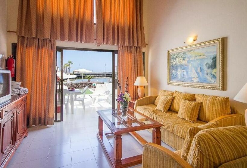 Апартаменты Superior 2 Спальни, Sands Beach Resort