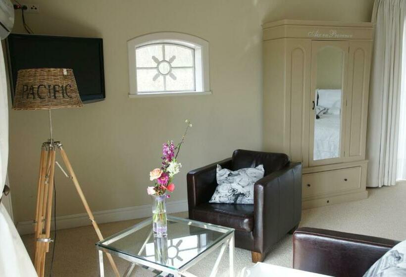 주니어 스위트, B&b Farmhouse De Loksheuvel