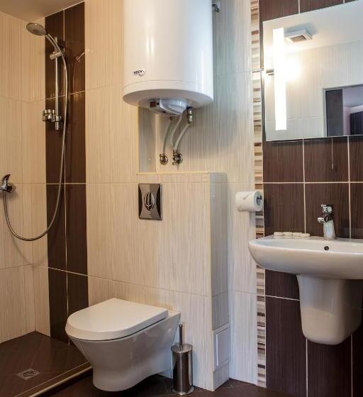 Трехместный Номер Классика, Family Hotel Kipra