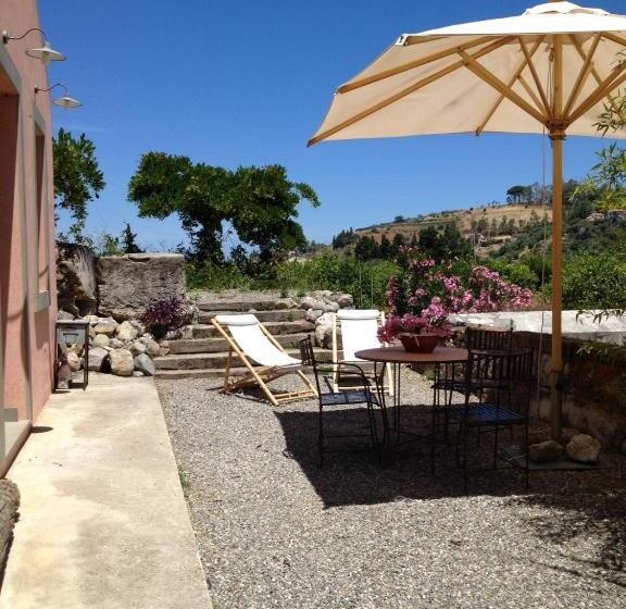 Студия Стандарт, Bioagriturismo Antica Sena
