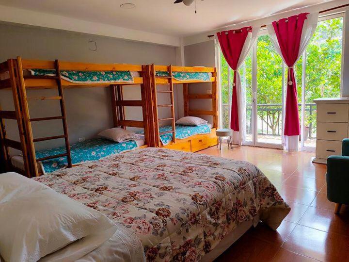Family Suite, Zoila's Suite Escape