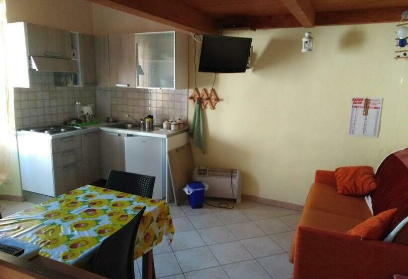 Четырехместный Номер Стандарт, L ' Canton B & B