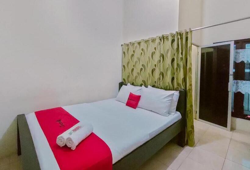 Номер Economy, Reddoorz @ Jemursari Surabaya 2
