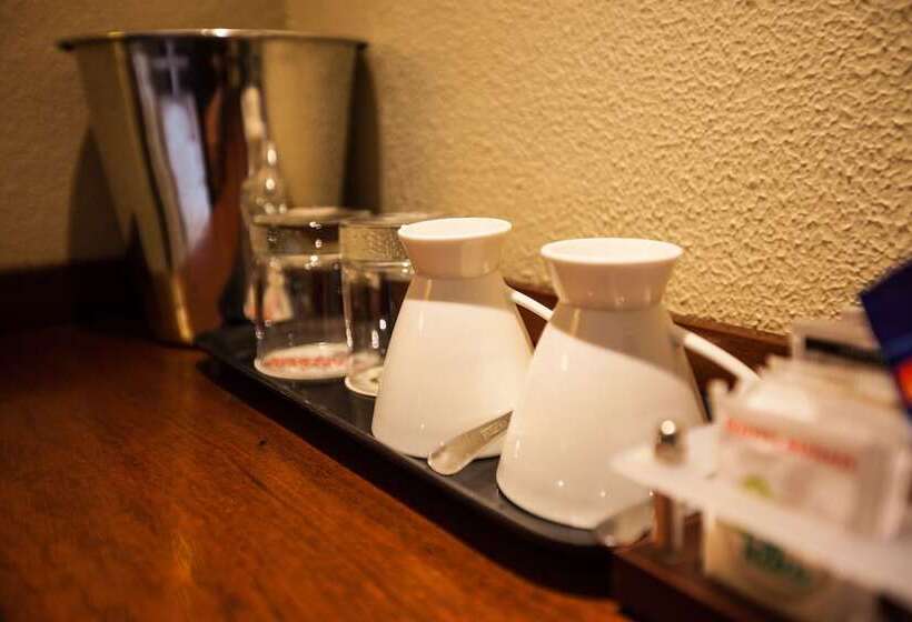 اتاق استاندارد برای معلولان, City Lodge Hotel Durban