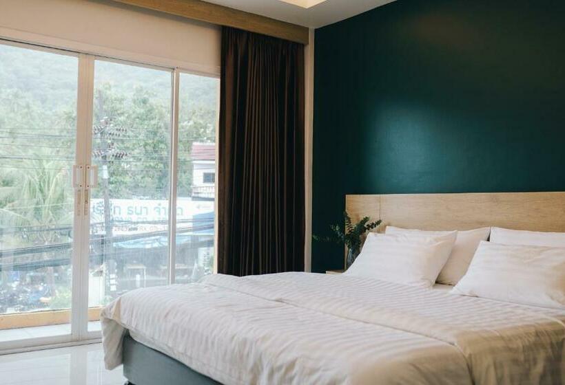 Номер Deluxe с Балконом, Tall Tree Kata Phuket