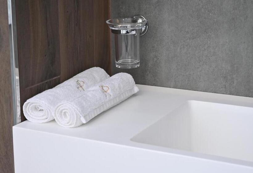 디럭스 룸 킹사이즈 침대, Ap Hotel Boutique