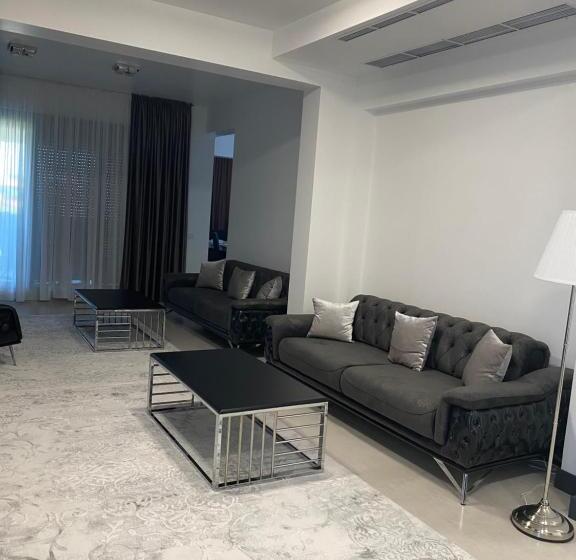 Апартаменты 2 Спальни, Enjoy Life Apartments
