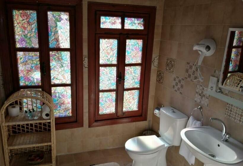 Quarto Deluxe, Meglen Konak