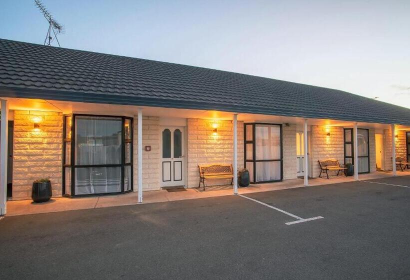 Апартаменты 2 Спальни, Coronation Park Motels
