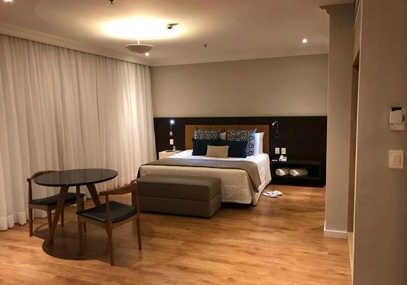 Люкс Премиум, Blue Tree Premium Morumbi