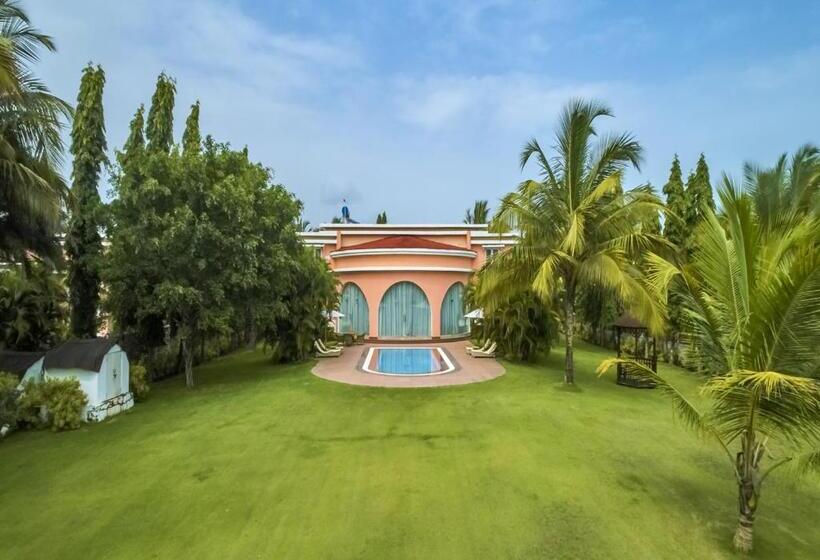 Вилла 3 Спальни, The Lalit Golf & Spa Resort Goa