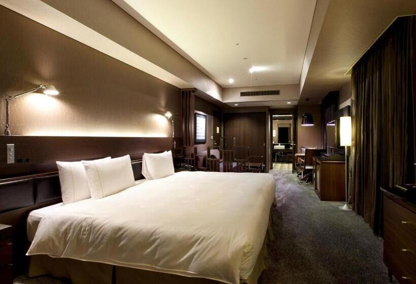 اتاق لوکس با تخت بزرگ, The Royal Park Hotel Iconic Tokyo Shiodome