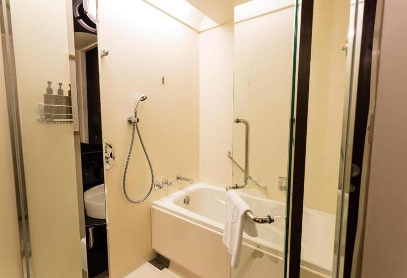 خانه 1 خوابه, The Royal Park Hotel Iconic Tokyo Shiodome