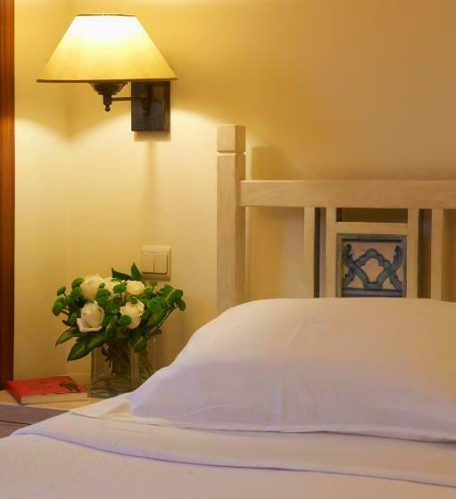 דירת חדר, Real Residência   Touristic Apartments
