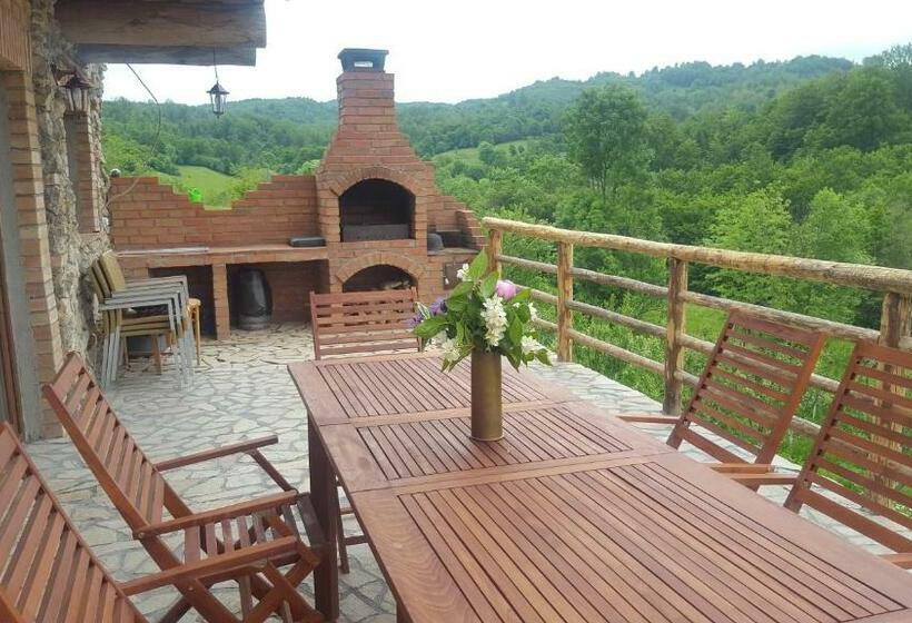 Дом 1 Спальня, Casa Din Piatra