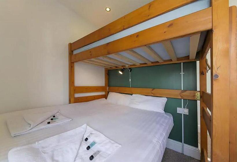 דירת שני חדרים, Reef Lodge