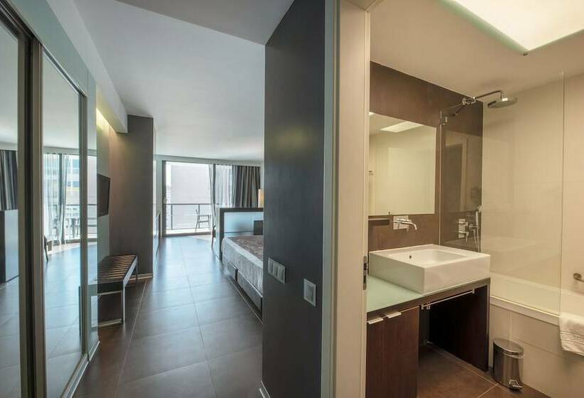 سوئیت کلاسیک, Rr Hotel Da Rocha