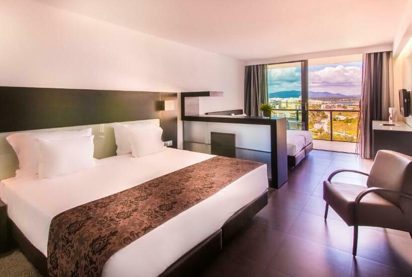 سوییت خانوادگی, Rr Hotel Da Rocha