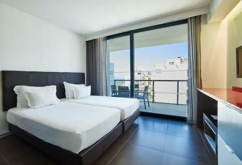سوییت خانوادگی, Rr Hotel Da Rocha