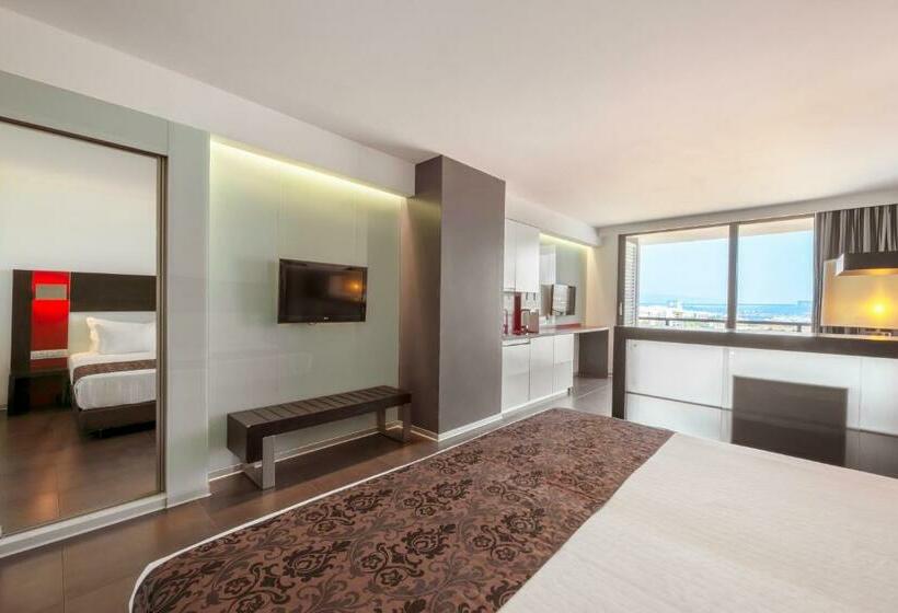 سوییت سوپریور, Rr Hotel Da Rocha