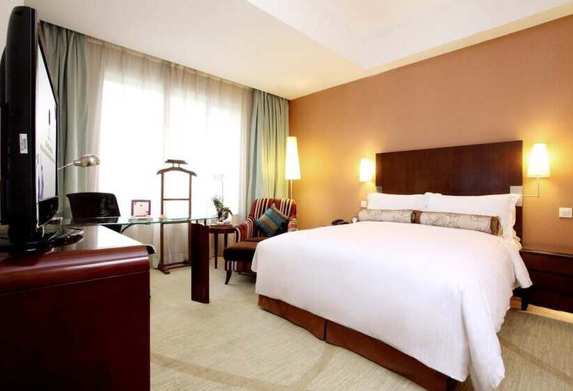 Superior Room, Grand Mercure Beijing Central
