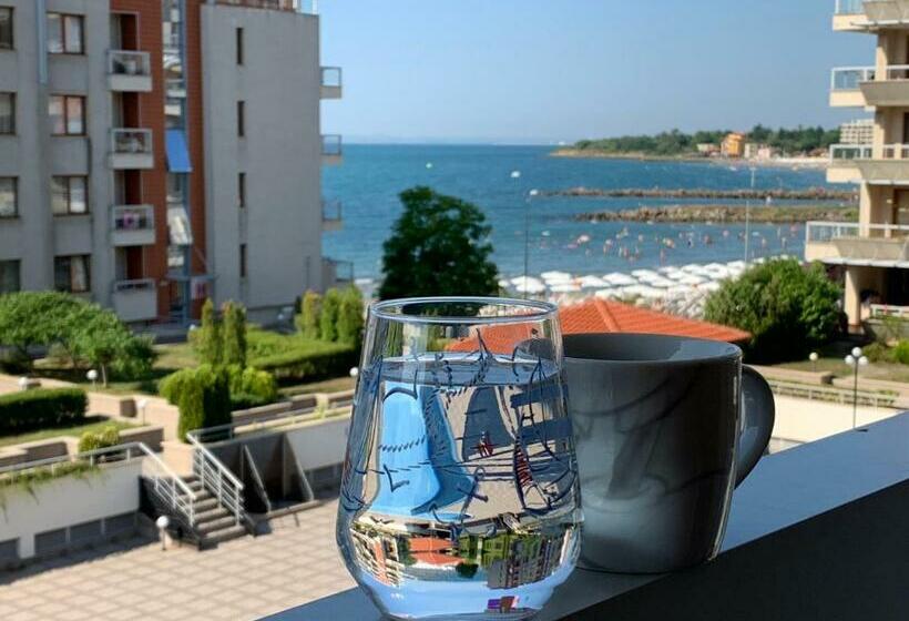 Апартаменты 1 Спальня, Apartments Helios