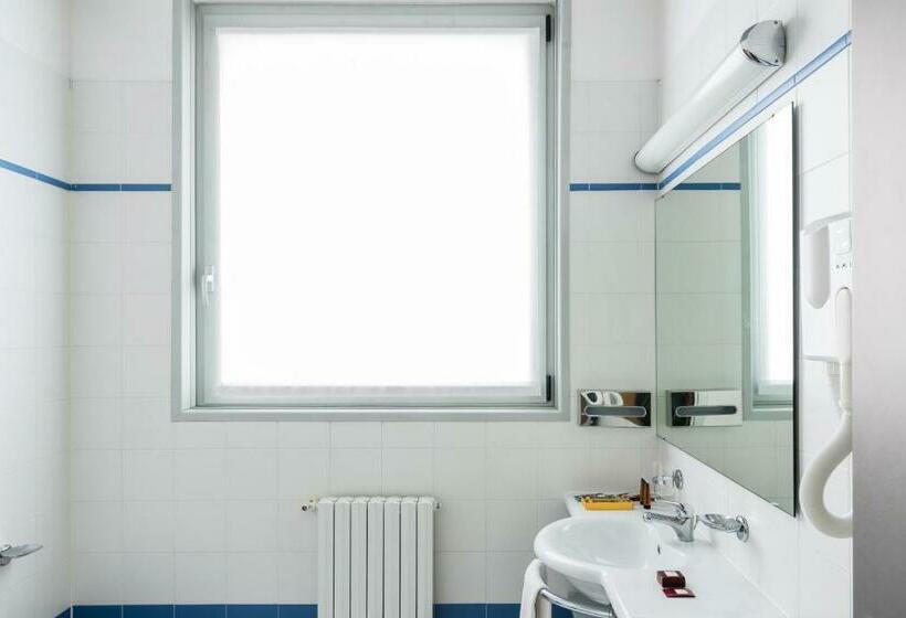 舒适型房间, B&b Hotel Milano La Spezia