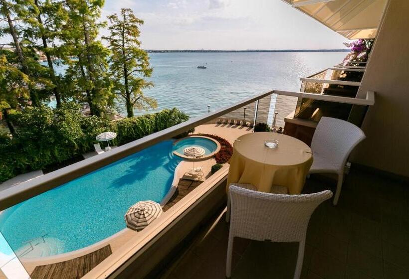 Superior room with lake view, Continental Wellness & Spa