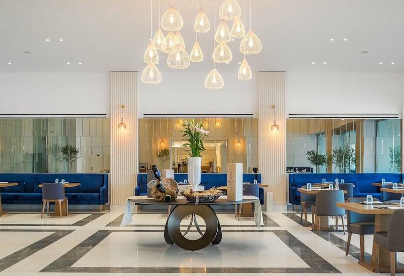 سوییت با چشم‌انداز دریا, Domes Miramare, A Luxury Collection Resort, Corfu   Adults Only