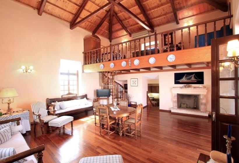 Номер Стандарт, Nissia Traditional Residences Spetses