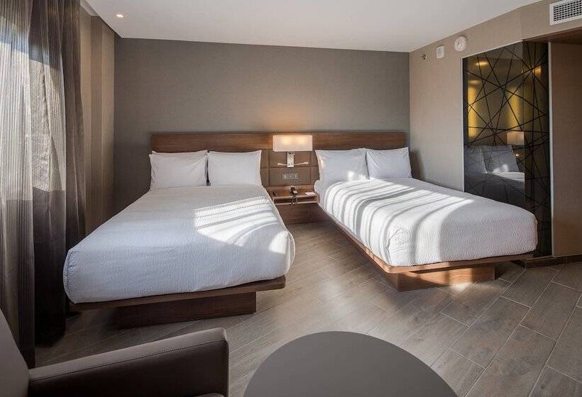 带2个双人床的标准工作室, Ac Hotel By Marriott Guadalajara Expo