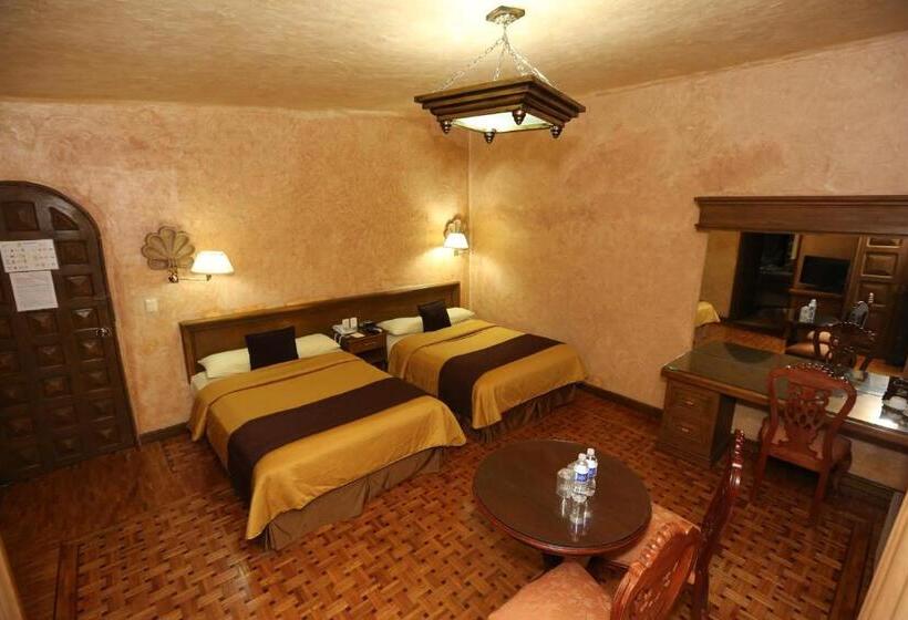 スタンダードシティビュールーム, Casa De La Loma
