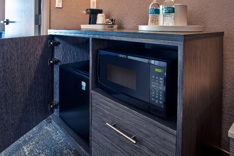 Suíte Cama King, Hampton Inn & Suites Newark Airport Elizabeth