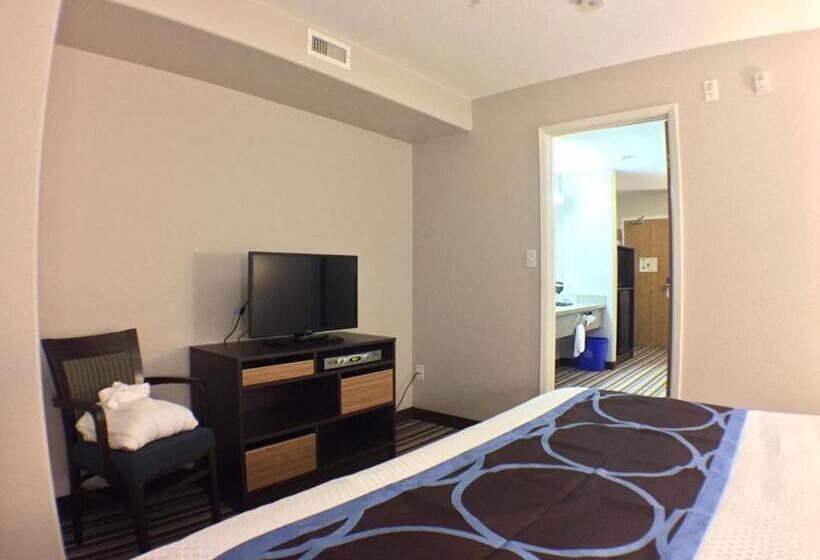 带大床的复式套间, Super 8 By Wyndham Fort Frances