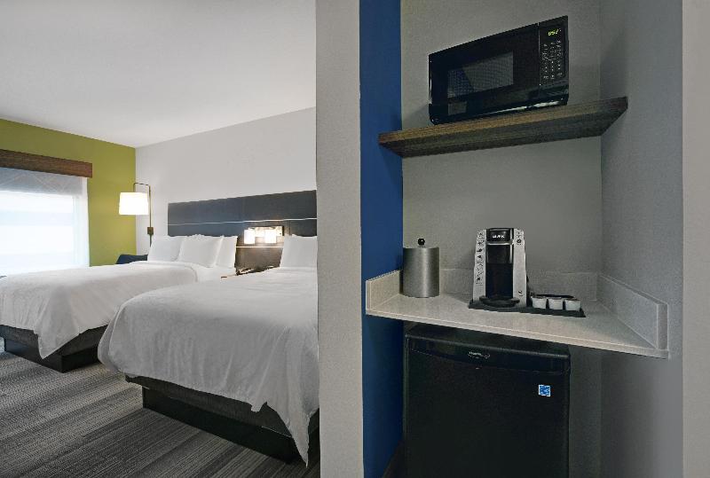 适合残疾人士使用的套间, Holiday Inn Express   Milwaukee Downtown, An Ihg