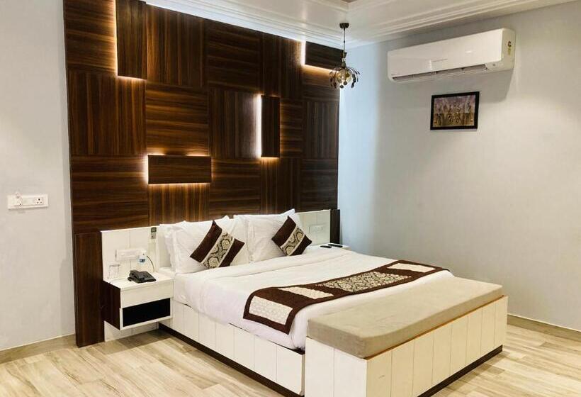 高级大房间, Desi Thath Resort